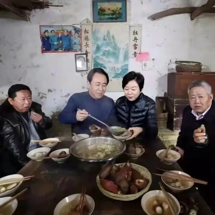 詹姆斯涉3亿美元贷款！与湖人前老板沃尔特产生关联 发言人正式回应